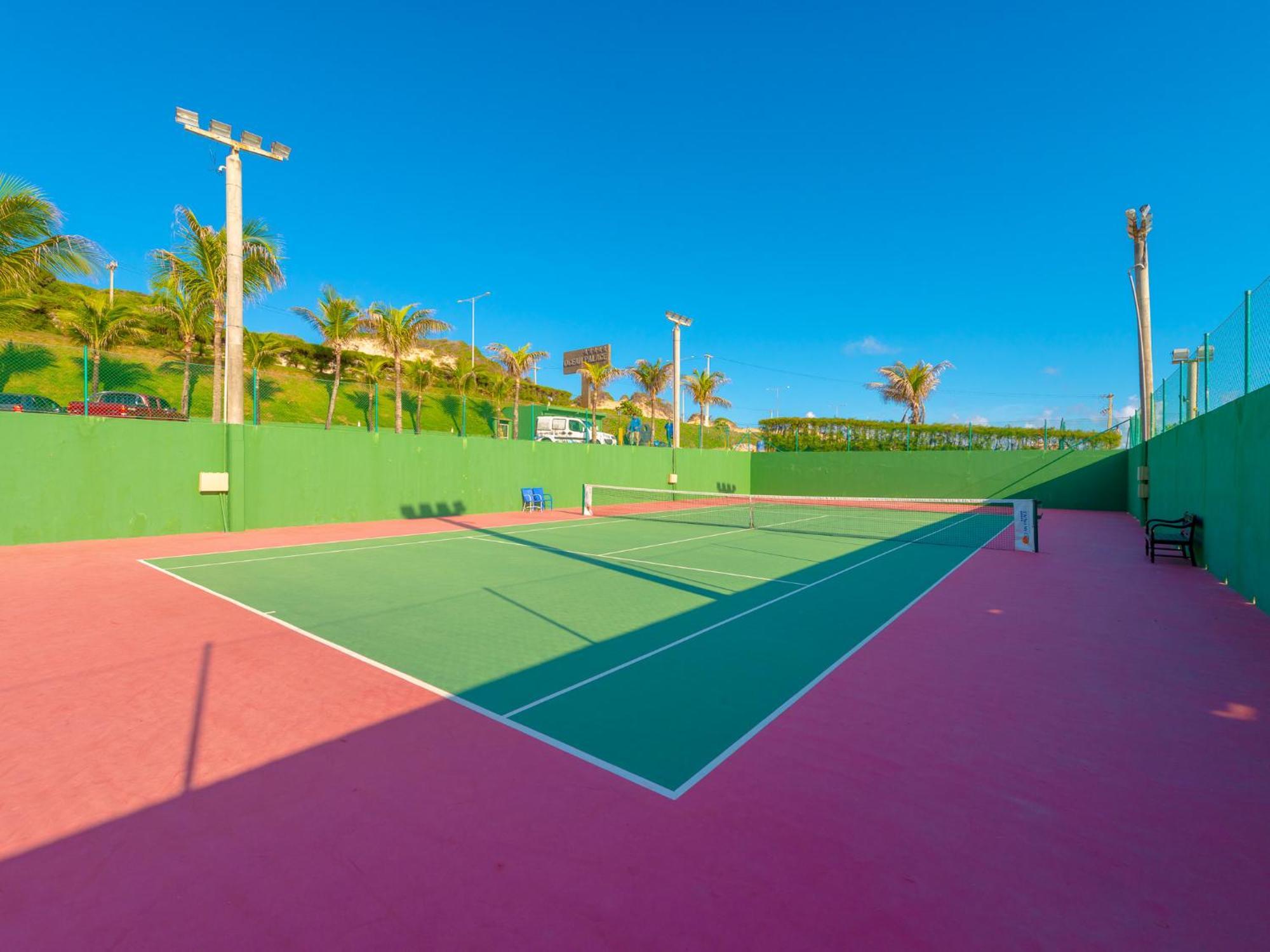 Ocean Palace All Inclusive Premium Natal Exteriör bild Tennis courts at the Atlantis Paradise Island