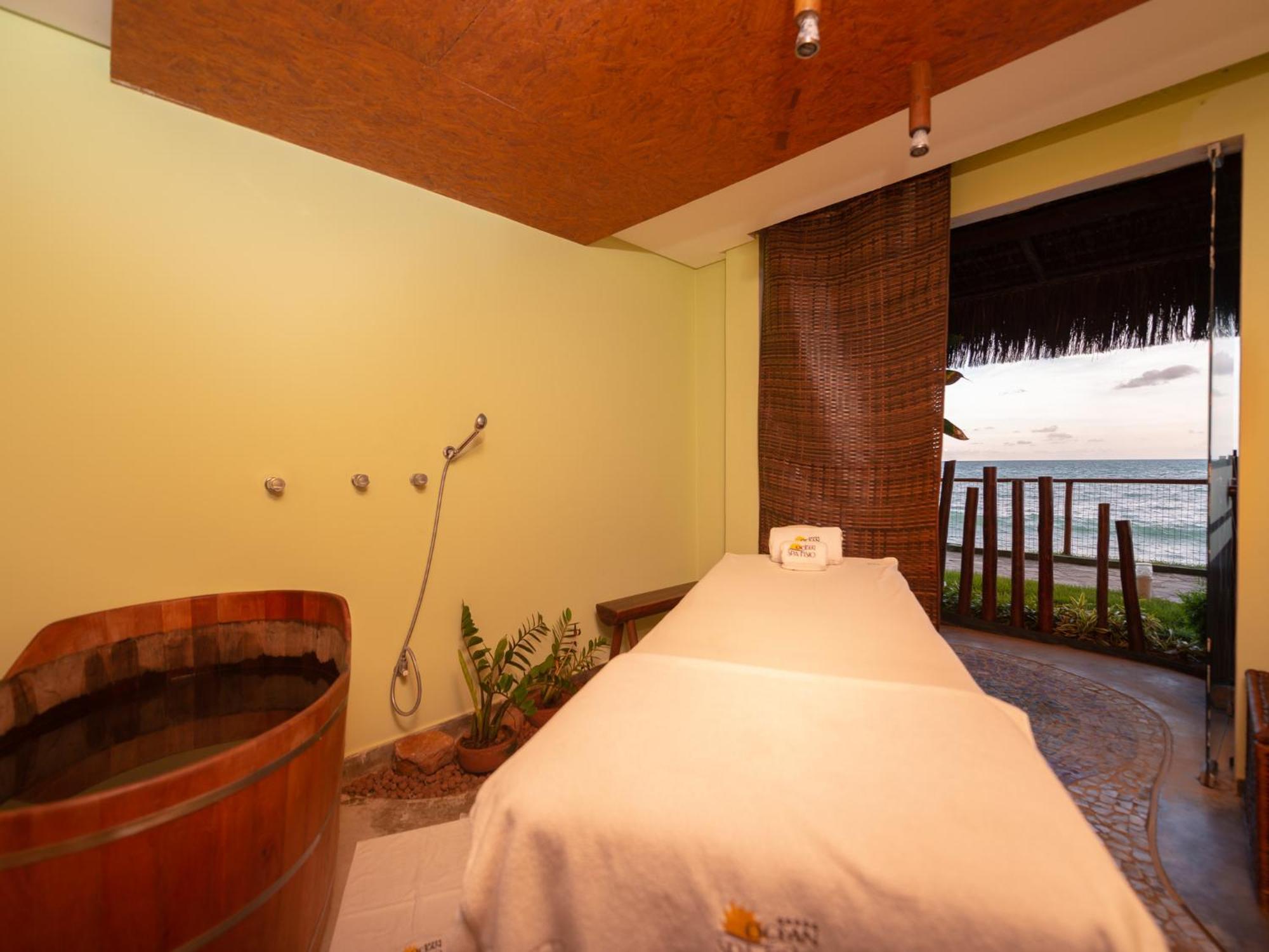 Ocean Palace All Inclusive Premium Natal Exteriör bild Spa treatment room