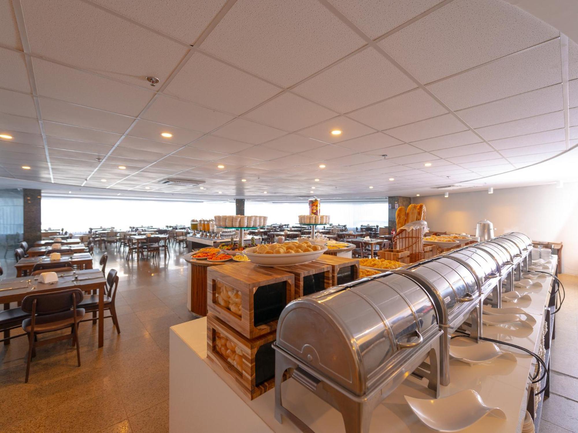 Ocean Palace All Inclusive Premium Natal Exteriör bild The buffet at the airport